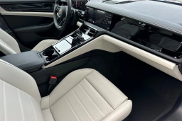 Porsche Panamera 4 AWD 2026