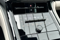 Porsche Panamera 4 AWD 2026