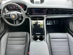 Porsche Panamera Base RWD 2026