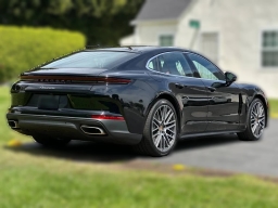 Porsche Panamera Base RWD 2026