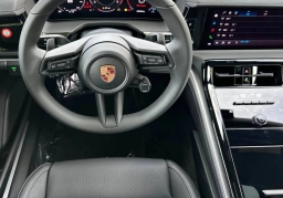 Porsche Panamera Base RWD 2026