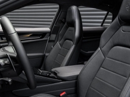 Porsche Panamera Base RWD 2025