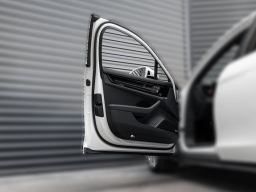 Porsche Panamera Base RWD 2025