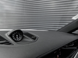 Porsche Panamera Base RWD 2025