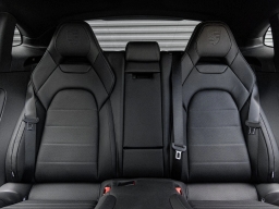 Porsche Panamera Base RWD 2025