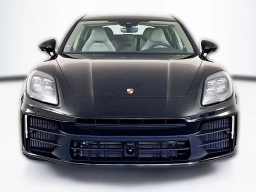 Porsche Panamera 4 AWD 2025