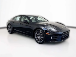 Porsche Panamera 4 AWD 2025