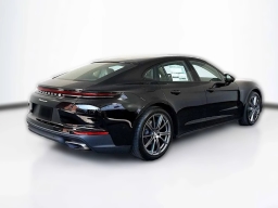 Porsche Panamera 4 AWD 2025