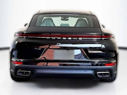 Porsche Panamera 4 AWD 2025