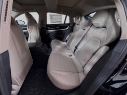 Porsche Panamera 4 AWD 2025