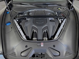 Porsche Panamera 4 AWD 2025