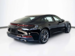 Porsche Panamera 4 AWD 2025