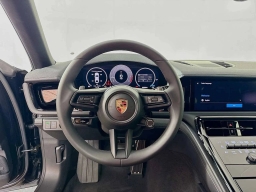 Porsche Panamera 4 AWD 2025