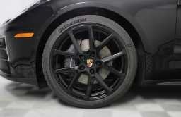 Porsche Panamera Base RWD 2026