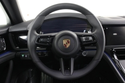 Porsche Panamera Base RWD 2026