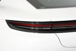 Porsche Panamera Base RWD 2026