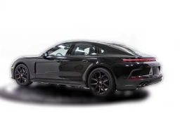 Porsche Panamera 4 AWD 2025