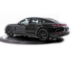 Porsche Panamera 4 AWD 2025