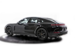 Porsche Panamera 4 AWD 2025