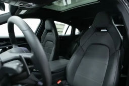 Porsche Panamera 4 AWD 2025