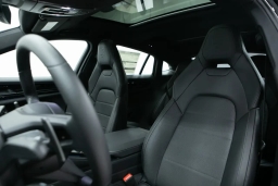 Porsche Panamera 4 AWD 2025