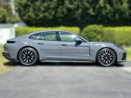 Porsche Panamera Base RWD 2026