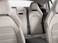 Porsche Panamera Base RWD 2026