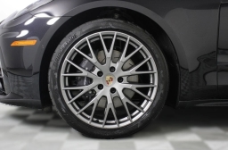 Porsche Panamera Base RWD 2026