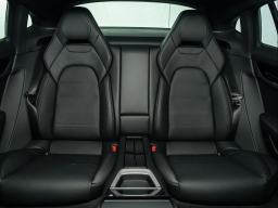 Porsche Panamera Base RWD 2026