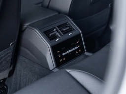 Porsche Panamera 4 AWD 2026