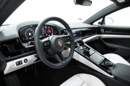 Porsche Panamera Base RWD 2026