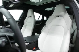 Porsche Panamera Base RWD 2026