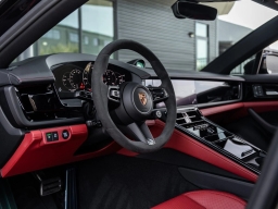 Porsche Panamera 4 AWD 2026