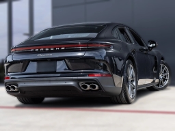 Porsche Panamera 4 AWD 2026