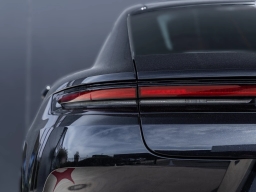 Porsche Panamera 4 AWD 2026