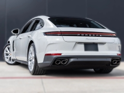 Porsche Panamera 4 AWD 2026