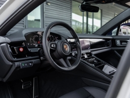 Porsche Panamera 4 AWD 2026