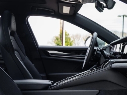 Porsche Panamera 4 AWD 2026