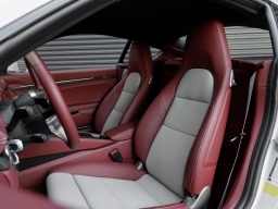 Porsche 718 Cayman S Coupe 2025