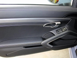 Porsche 718 Cayman S Coupe 2025