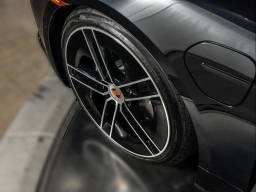 Porsche Taycan 4S Black Edition AWD 2026