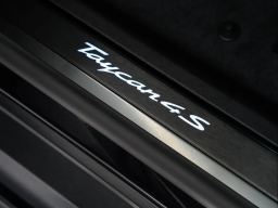 Porsche Taycan 4S Black Edition AWD 2026