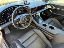 Porsche Taycan Turbo AWD 2025