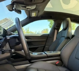 Porsche Taycan Turbo AWD 2025