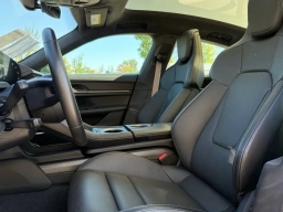 Porsche Taycan Turbo AWD 2025