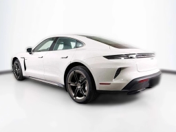 Porsche Taycan Turbo AWD 2025