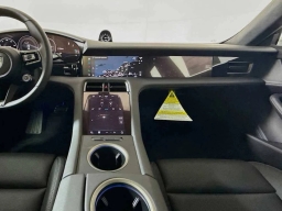 Porsche Taycan Turbo AWD 2025