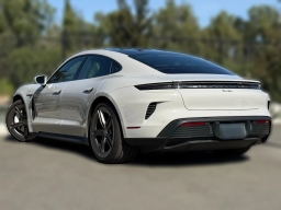 Porsche Taycan Turbo AWD 2025