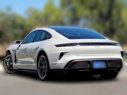 Porsche Taycan Turbo AWD 2025