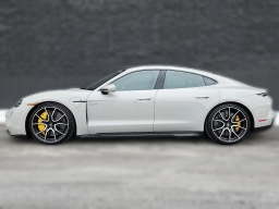 Porsche Taycan Turbo S AWD 2026
